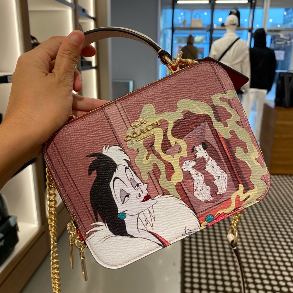 🎀Disney X Coach Box Crossbody With Ursula Motif/Maleficent/Cruella - Picture 4 of 6